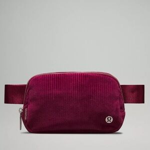 LULULEMON Everywhere Belt Bag 1L Corduroy